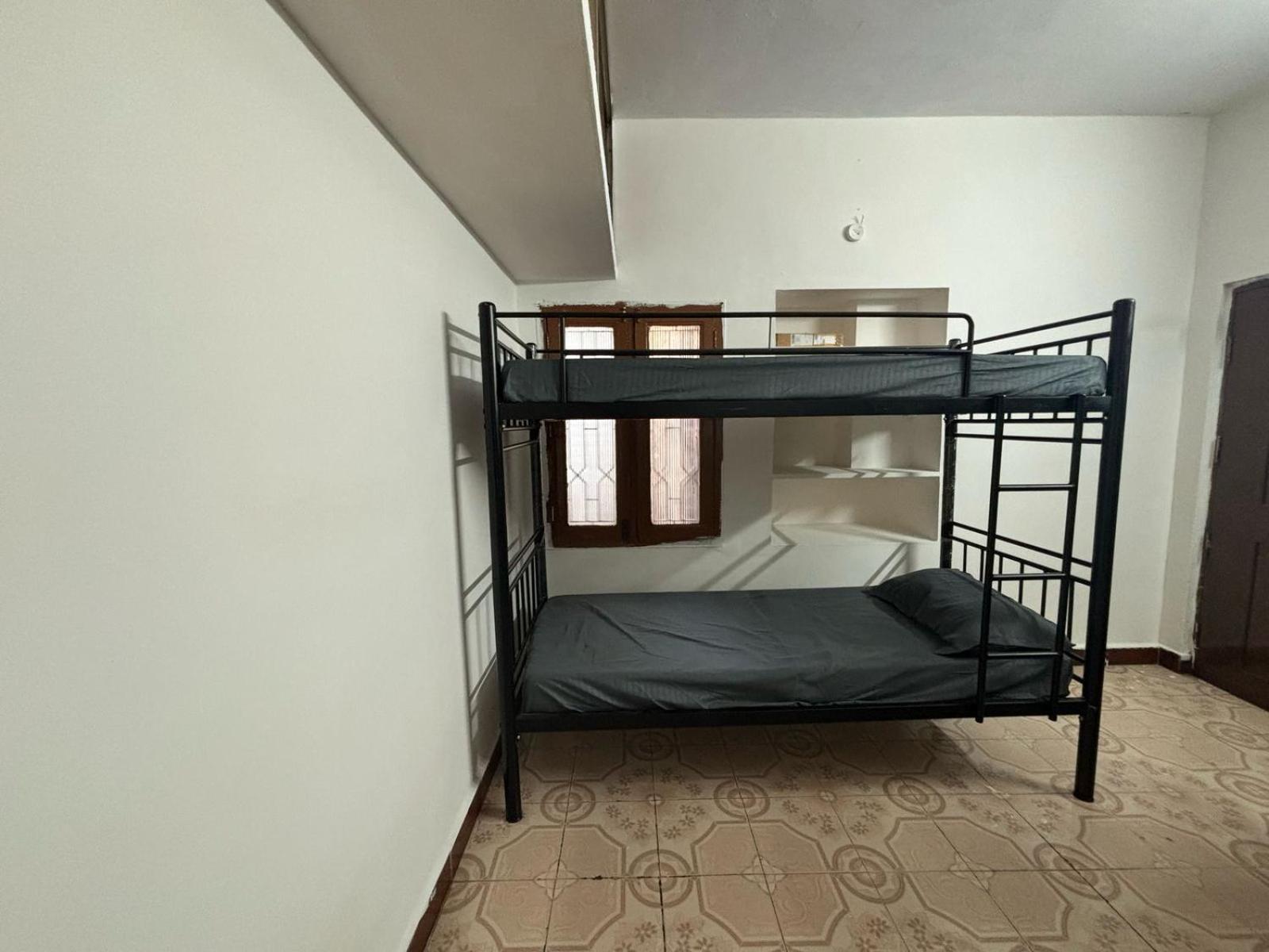 Hostel Madras Extérieur photo