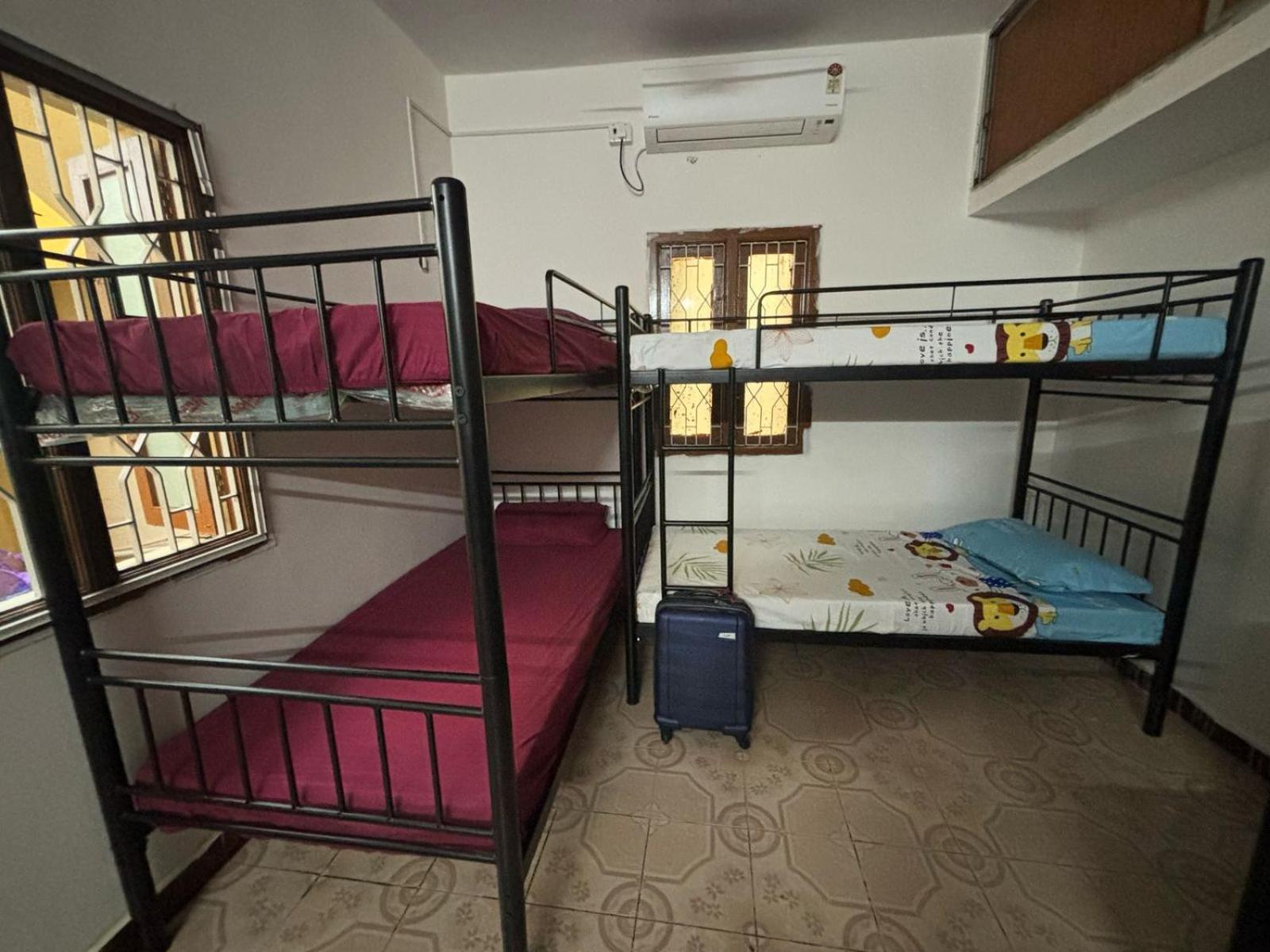 Hostel Madras Extérieur photo