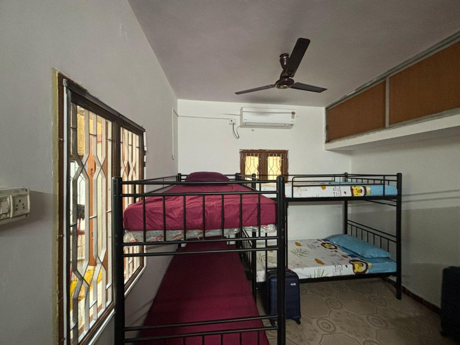 Hostel Madras Extérieur photo